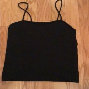 Simple Black Cropped Tank